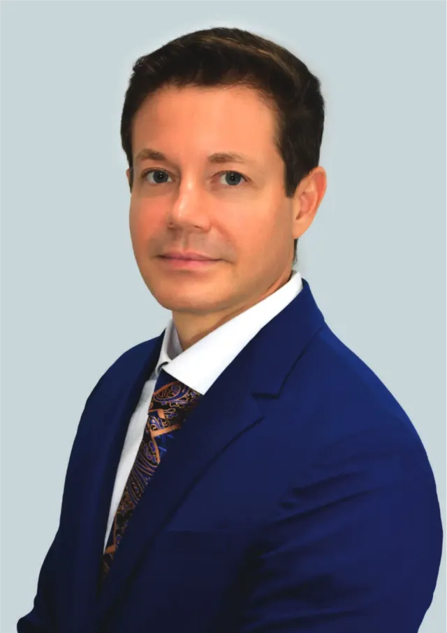 Dr. Claudio Bacelar